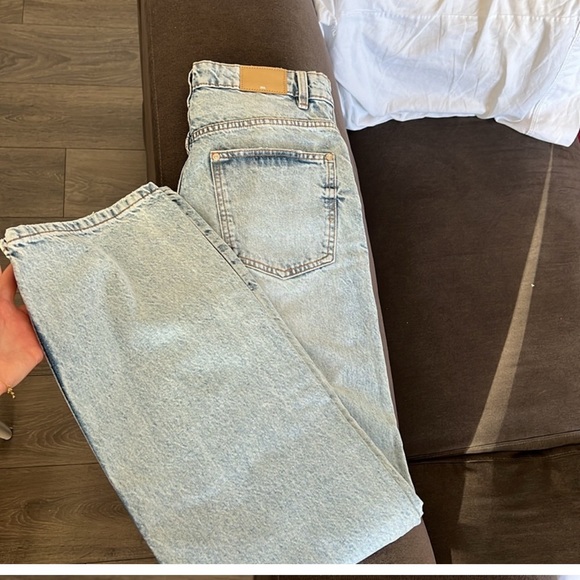 Zara Jeans - Picture 2 of 6